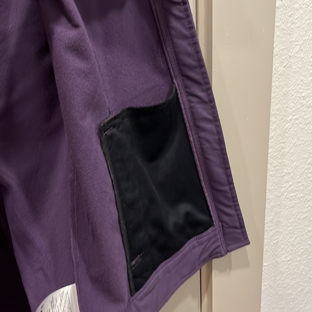 Vest - Picture 5 of 5
